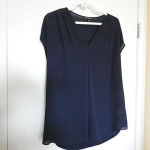 Sleeveless blouse